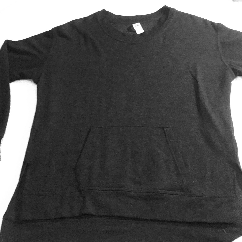 Long sleeve grey sweater shirt